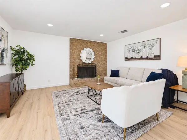 7024 Woodacre Road, Fort Worth, TX 76133
