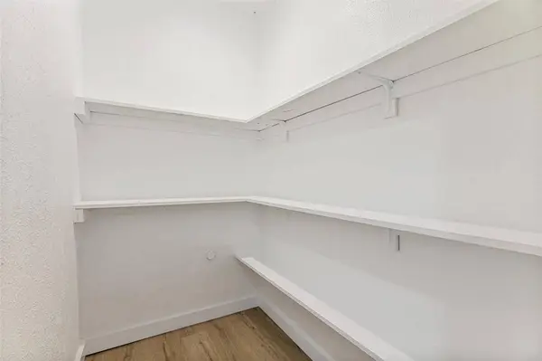 7024 Woodacre Road, Fort Worth, TX 76133