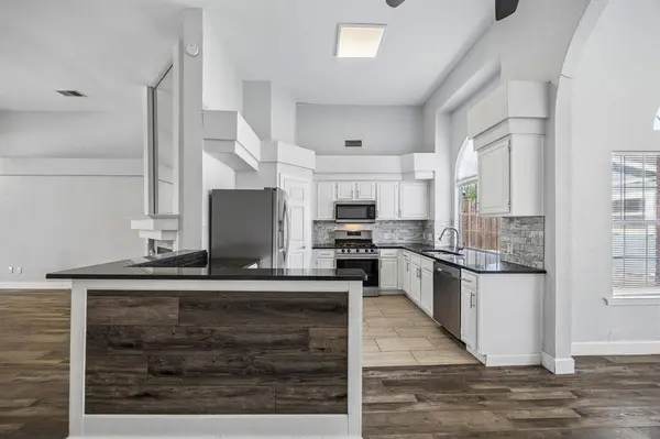 8109 Pickard Drive, Rowlett, TX 75088