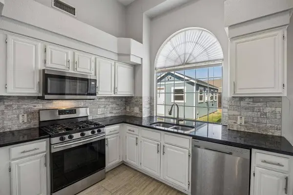 8109 Pickard Drive, Rowlett, TX 75088