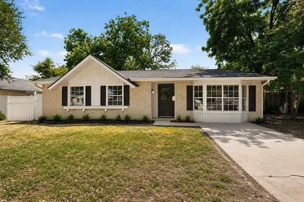 516 Clover Lane, Garland, TX 75043