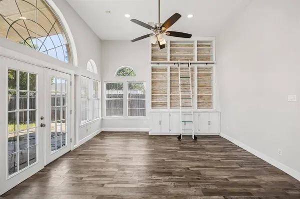 8109 Pickard Drive, Rowlett, TX 75088
