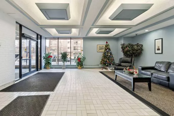 924 14 AVE SW #1109, Calgary, AB T2R 0N7