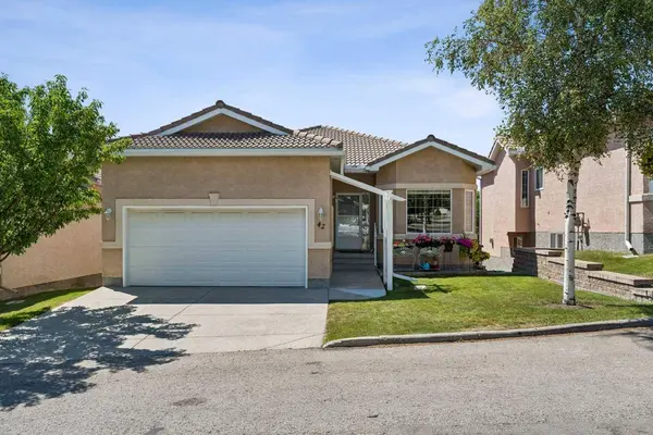 42 Scimitar CIR NW