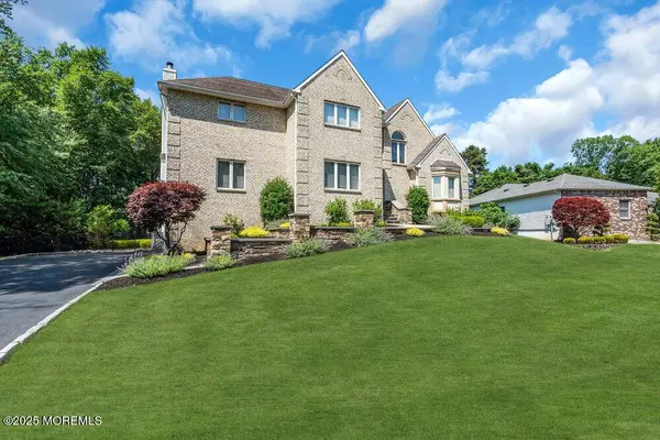 21 Burr Avenue, Morganville, NJ 07751