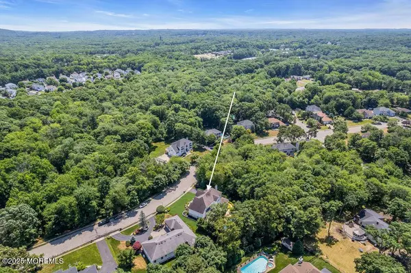 21 Burr Avenue, Morganville, NJ 07751