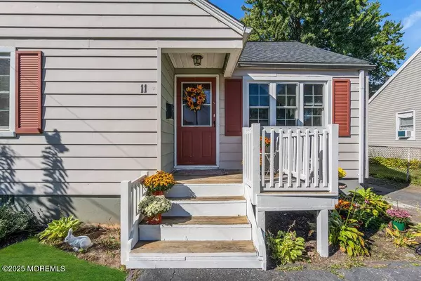 11 Snyder Avenue, Keansburg, NJ 07734