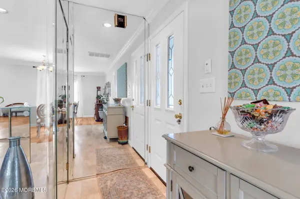 101 Andover Lane, Matawan, NJ 07747