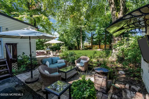 35 Marlboro Street, Morganville, NJ 07751
