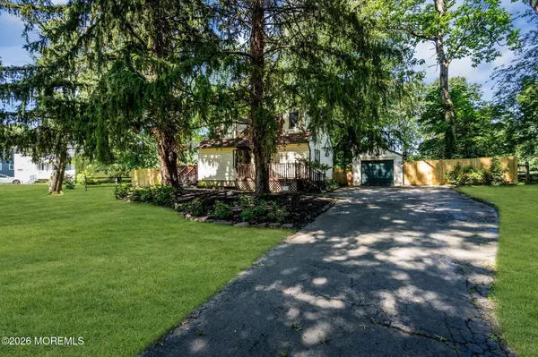 35 Marlboro Street, Morganville, NJ 07751