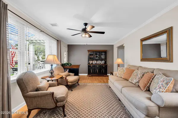 177 10th Street, Belford, NJ 07718