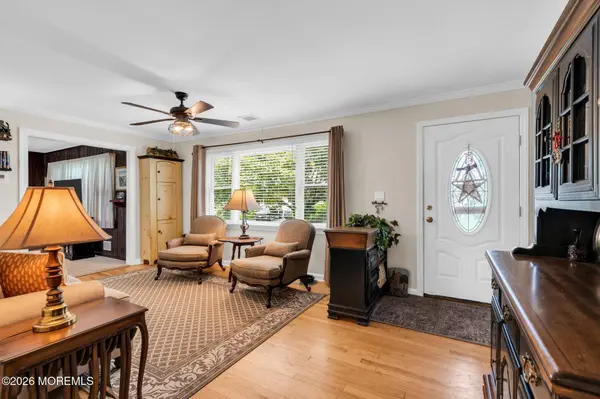 177 10th Street, Belford, NJ 07718
