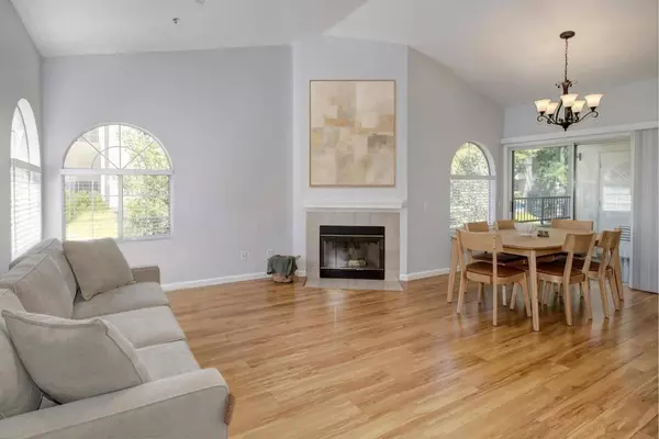 2804 Beachcomber DR, Rocklin, CA 95677