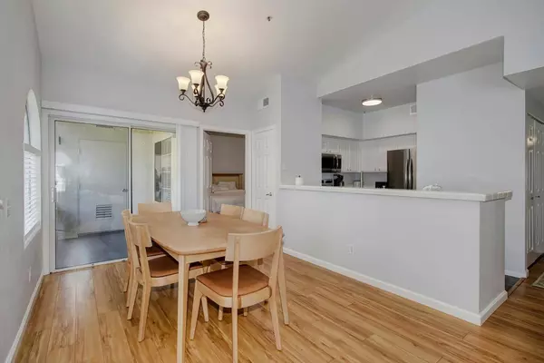 2804 Beachcomber DR, Rocklin, CA 95677