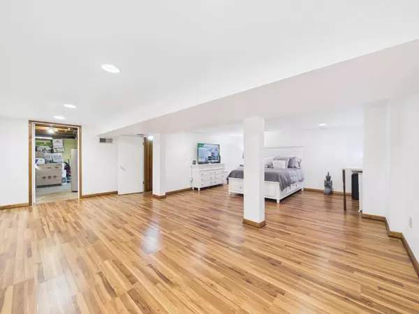 10534 W Stark St, Milwaukee, WI 53225