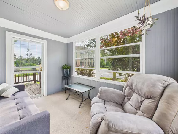 302 N 64th St, Milwaukee, WI 53213