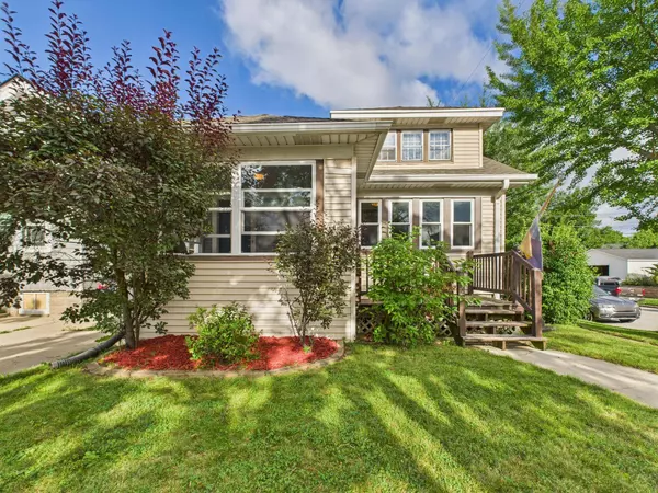 302 N 64th St, Milwaukee, WI 53213