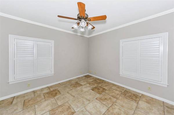 566 Selma Road, Bowie, TX 76230