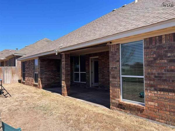 4928 SPRING HILL DRIVE, Wichita Falls, TX 76310