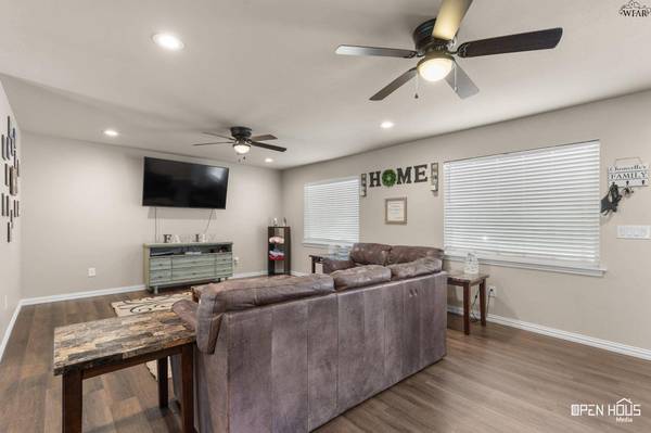 1442 KINSALE COURT, Wichita Falls, TX 76306