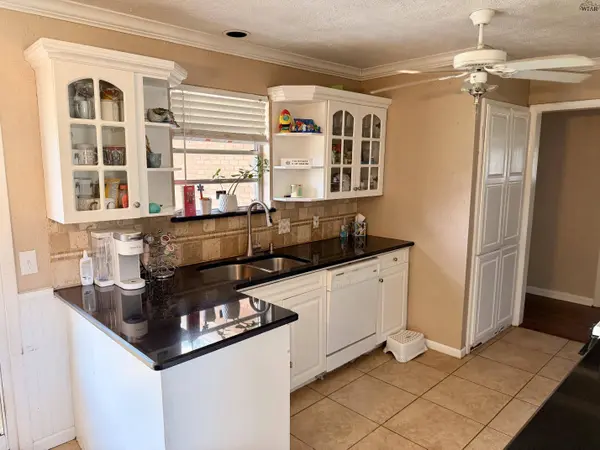 2007 GLORIA LANE, Wichita Falls, TX 76309