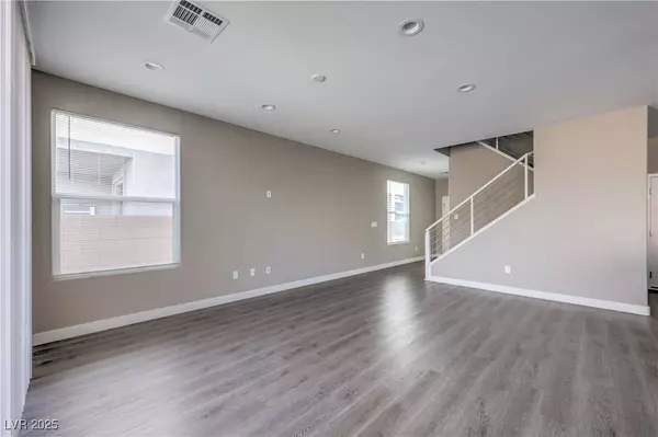 3718 Paseo De Paz Avenue, Las Vegas, NV 89115