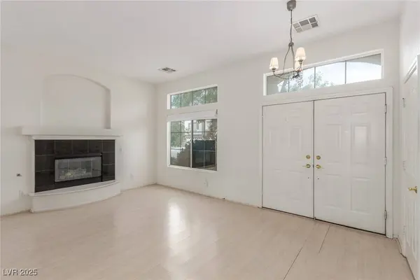 9339 Bondeno ST, Las Vegas, NV 89123