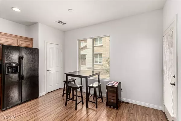 1831 Granemore ST, Las Vegas, NV 89135