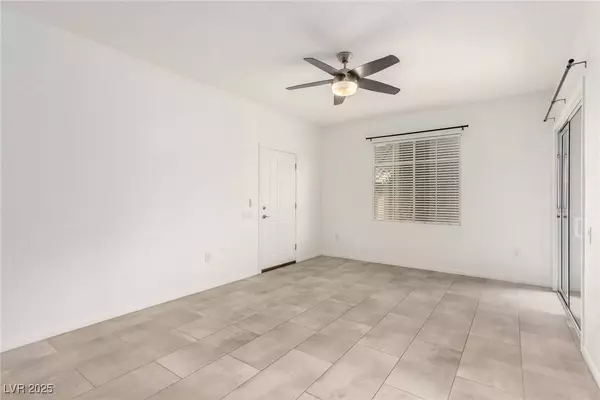 6868 Sky Pointe DR #1122, Las Vegas, NV 89131