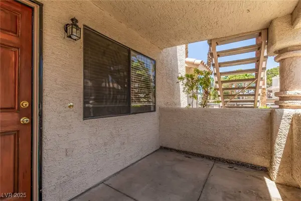 1017 Falconhead LN #101, Las Vegas, NV 89128