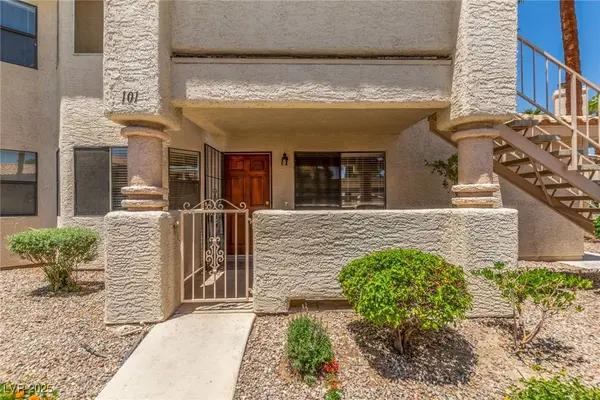 1017 Falconhead LN #101, Las Vegas, NV 89128