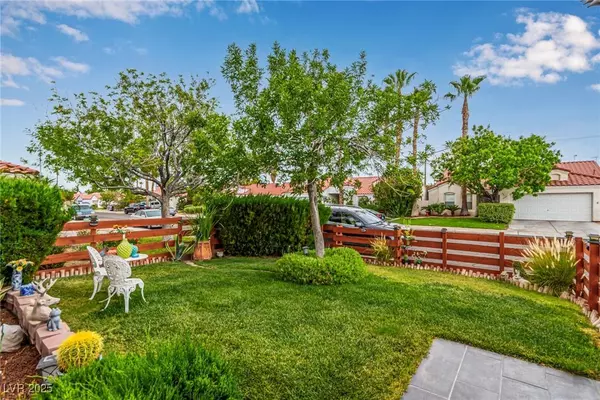 3938 Redfield AVE, North Las Vegas, NV 89032