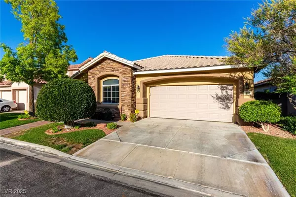 808 Royal Birch LN, Las Vegas, NV 89144