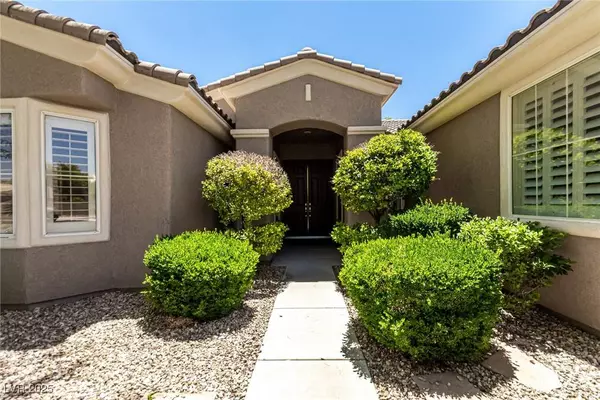 10463 Luna Magico AVE, Las Vegas, NV 89135