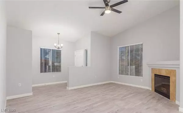 2305 W Horizon Ridge Pkwy #524, Henderson, NV 89052