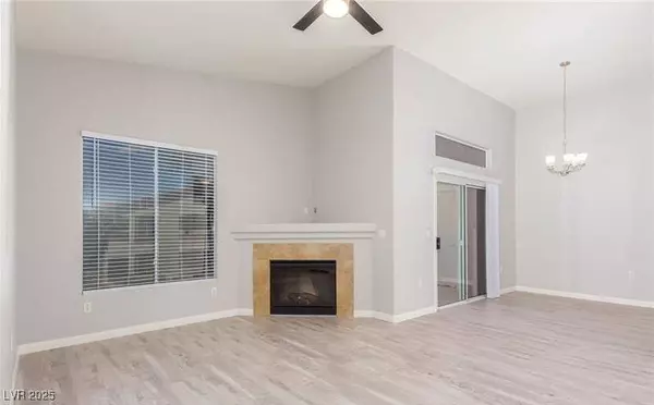2305 W Horizon Ridge Pkwy #524, Henderson, NV 89052
