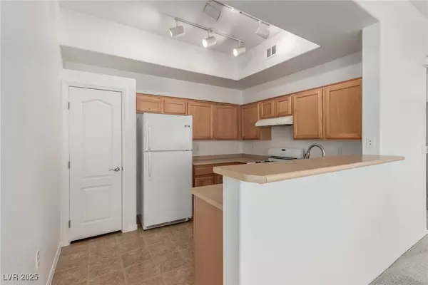 8805 Jeffreys ST #1003, Las Vegas, NV 89123