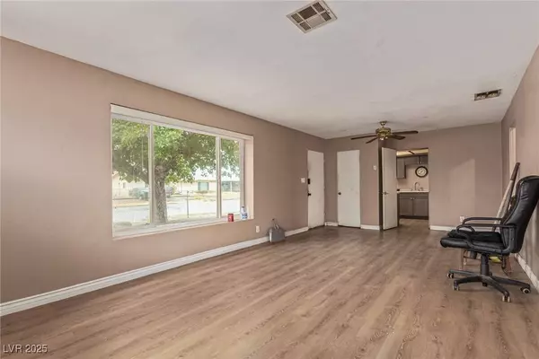 520 Leonard AVE, Las Vegas, NV 89106