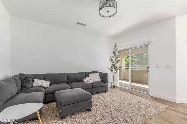 1500 Cardinal Peak LN #203, Las Vegas, NV 89144