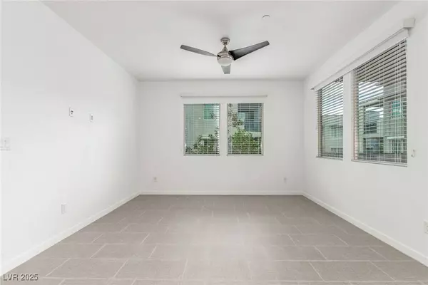 11257 Rainbow Peak AVE #208, Las Vegas, NV 89135