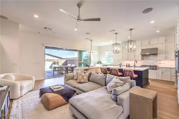 11628 Peregrine Point CT, Las Vegas, NV 89138