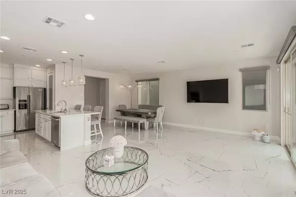 11297 Gravitation DR, Las Vegas, NV 89135