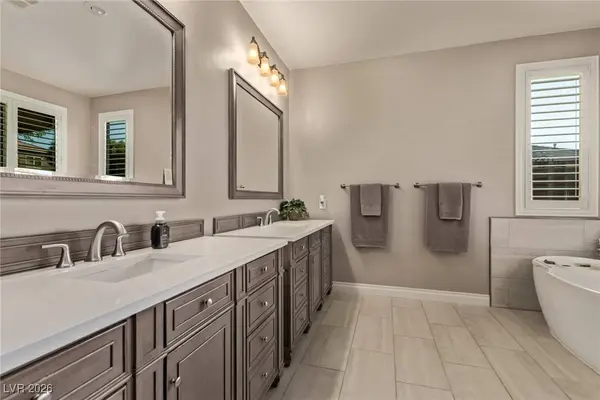 8162 Deer Clan CT, Las Vegas, NV 89131