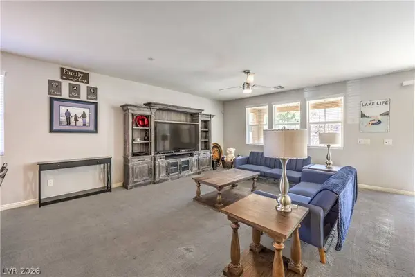 989 Soaring Moon DR, Henderson, NV 89015