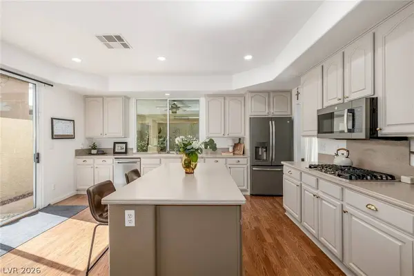 637 Jade Cliffs LN, Las Vegas, NV 89144