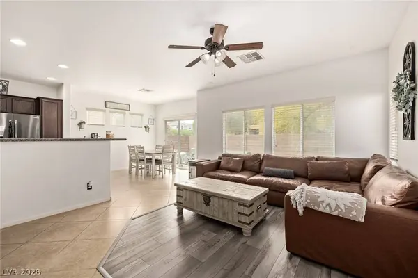 6215 Blushing Willow ST, North Las Vegas, NV 89081
