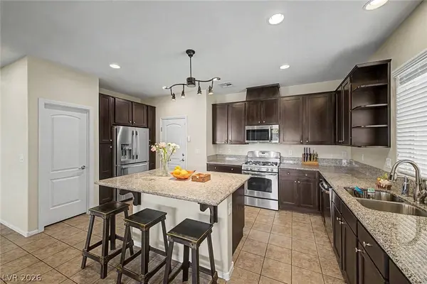 1509 Eagles Pass AVE, Las Vegas, NV 89084