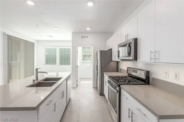 11257 Rainbow Peak AVE #208, Las Vegas, NV 89135