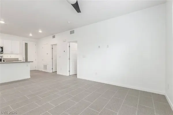 11257 Rainbow Peak AVE #208, Las Vegas, NV 89135