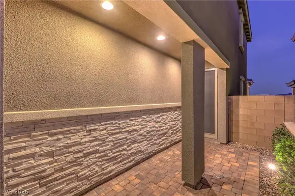 12540 Skylight View ST, Las Vegas, NV 89138